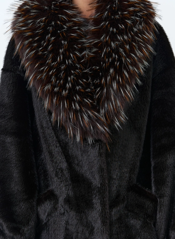 Женская шуба из эко меха фото