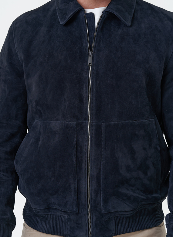 Мужская куртка бомбер из натуральной замши